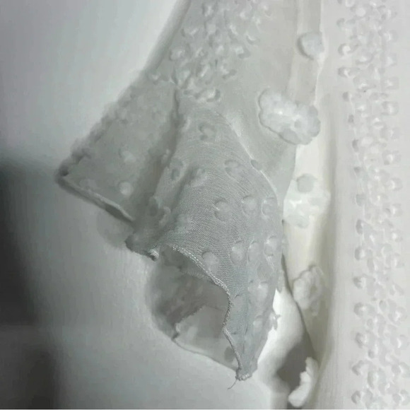 Avantlook White Wrap Dress Size Medium - Picture 4 of 7